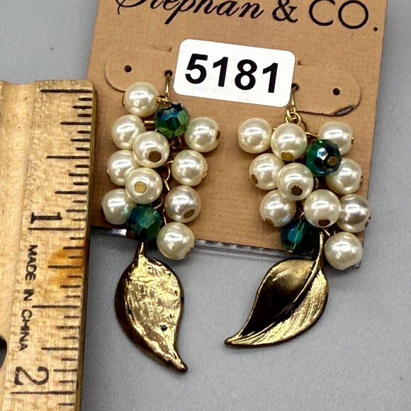 Stephan & Co. Faux Pearl Green Beaded Leaves Cluster Dangle Drop Earrings Boho - Picture 3 of 4
